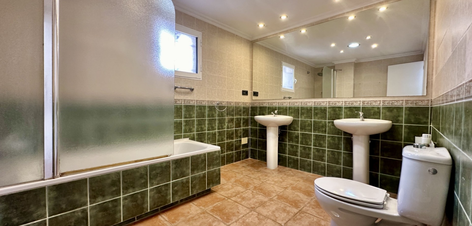 4 Bed, 2 Bath, HouseFor Sale, Orihuela Costa, Alicante