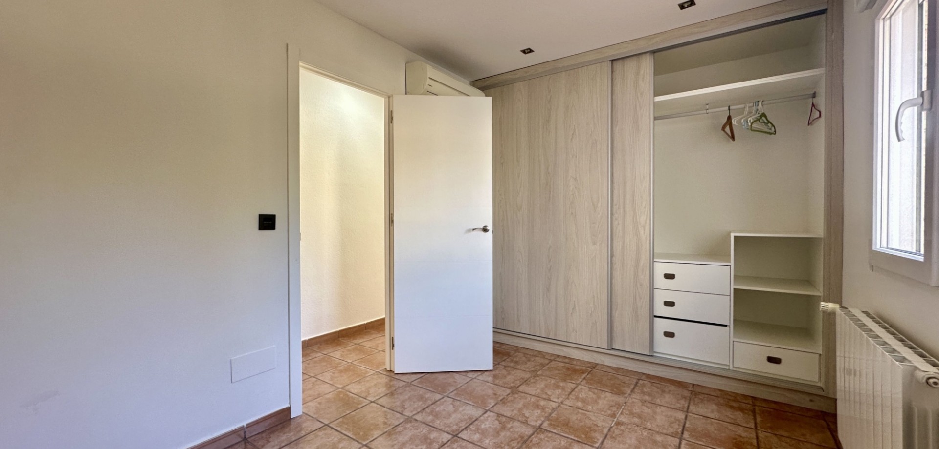 4 Bed, 2 Bath, HouseFor Sale, Orihuela Costa, Alicante