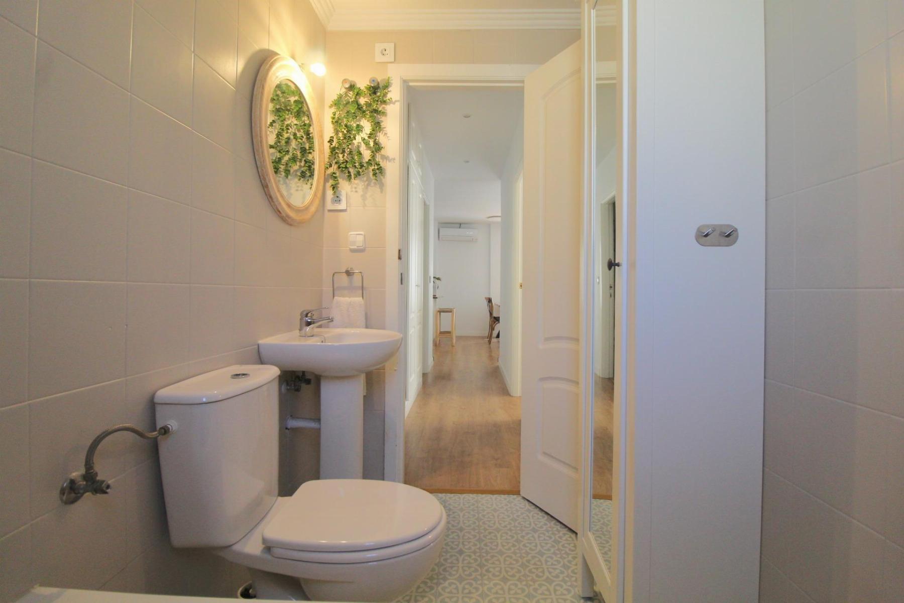 3 Bed, 2 Bath, ApartmentFor Sale, Torrevieja, Alicante