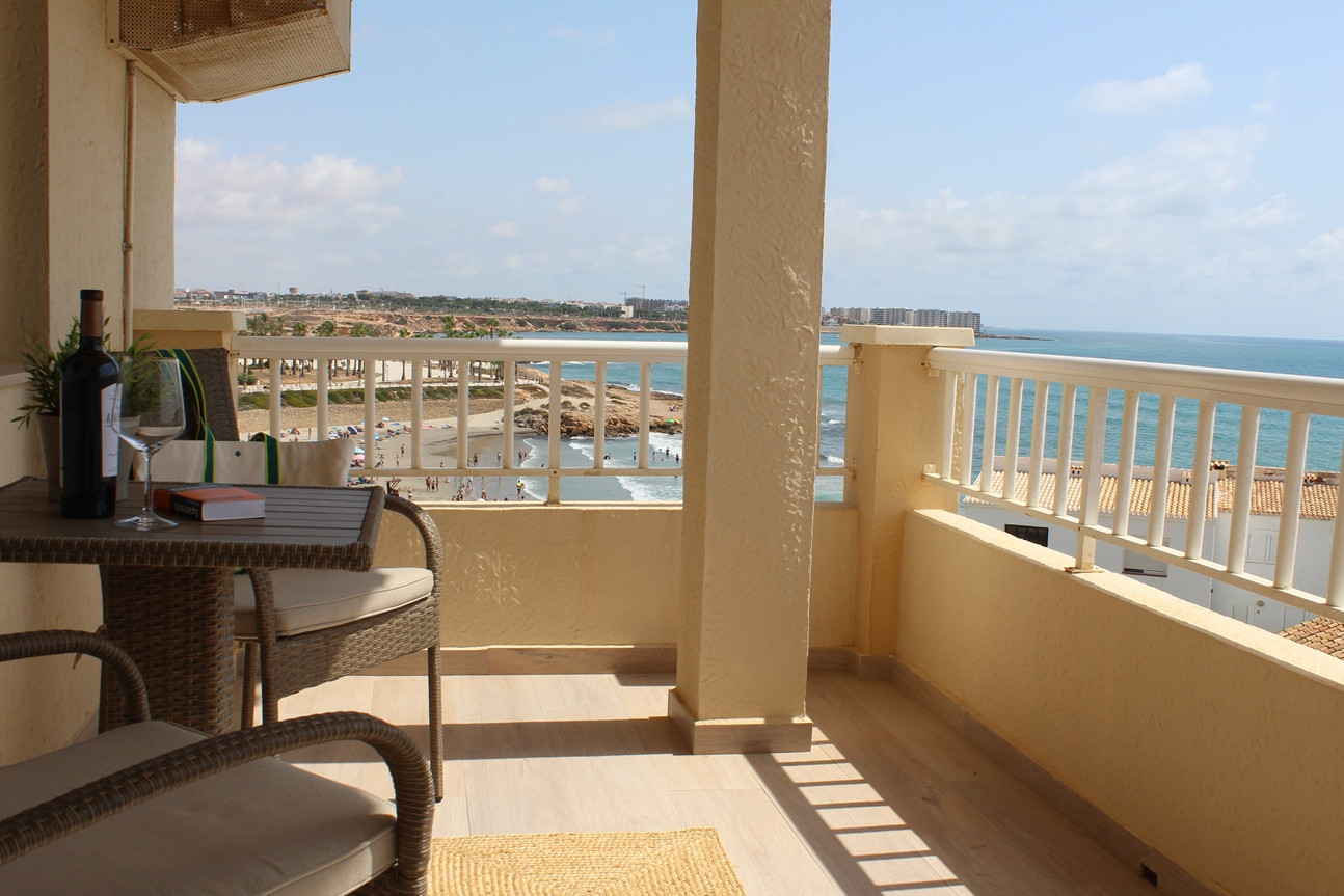 1 Bed, 1 Bath, ApartmentFor Sale, Orihuela Costa, Alicante