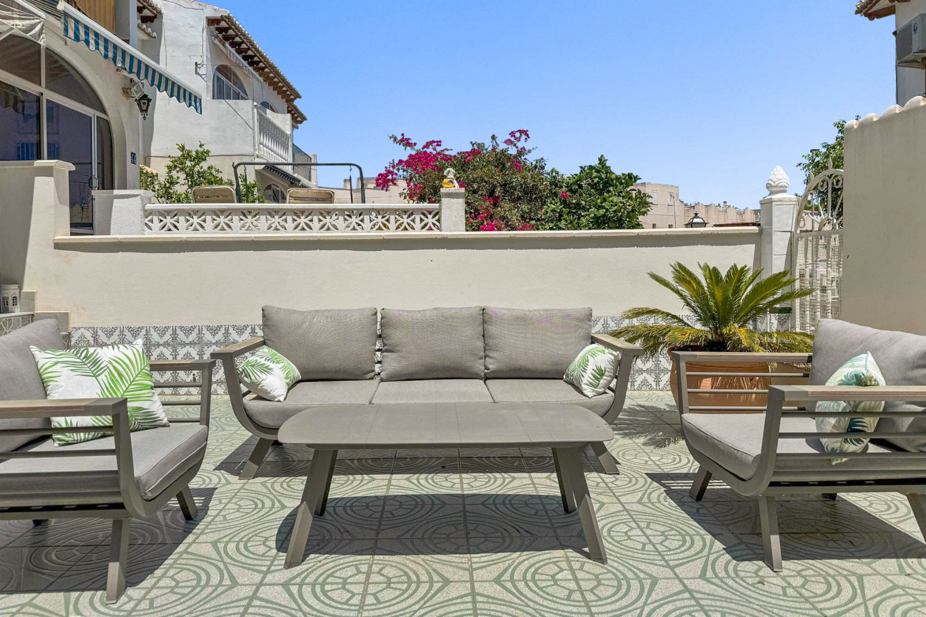 2 Bed, 1 Bath, HouseFor Sale, Torrevieja, Alicante