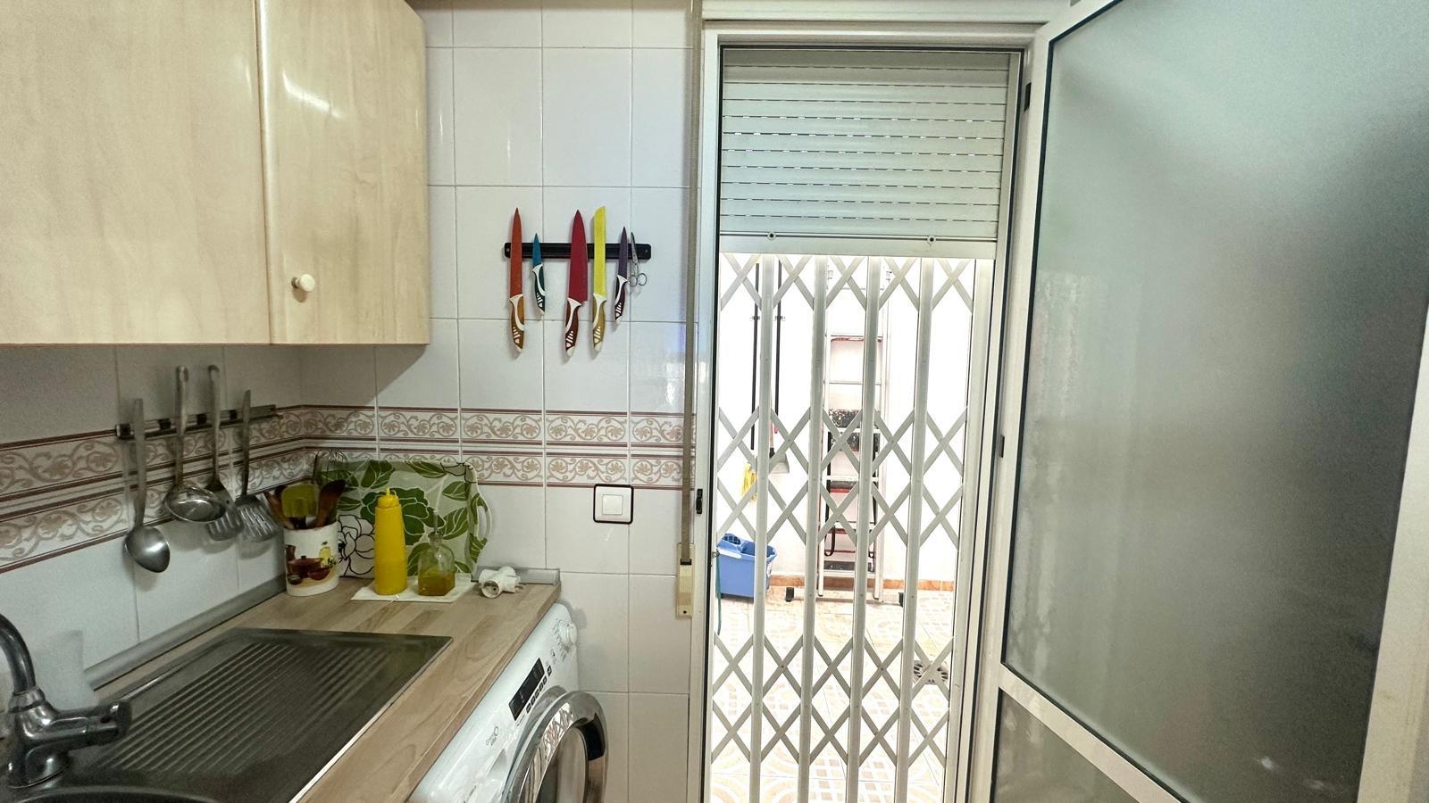 2 Bed, 1 Bath, HouseFor Sale, Torrevieja, Alicante
