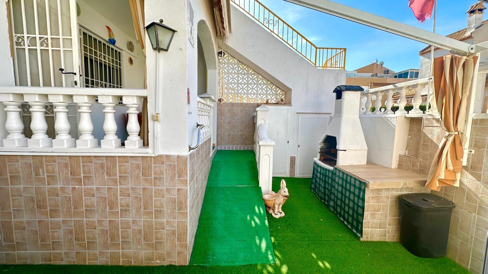 2 Bed, 1 Bath, HouseFor Sale, Torrevieja, Alicante