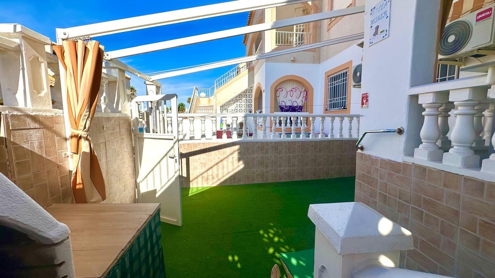 2 Bed, 1 Bath, HouseFor Sale, Torrevieja, Alicante