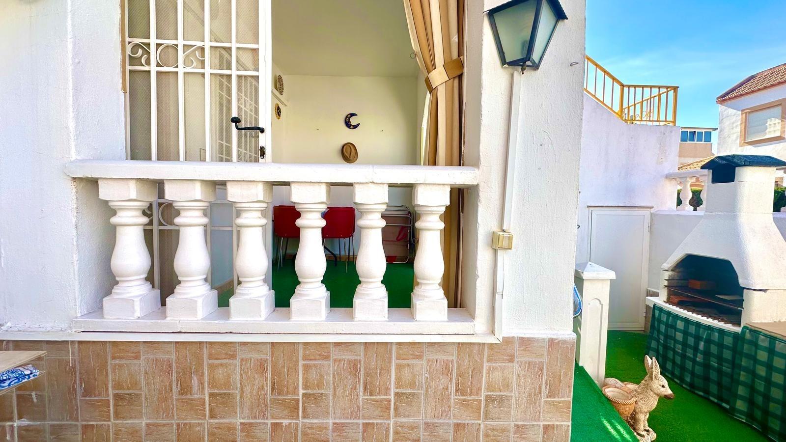 2 Bed, 1 Bath, HouseFor Sale, Torrevieja, Alicante