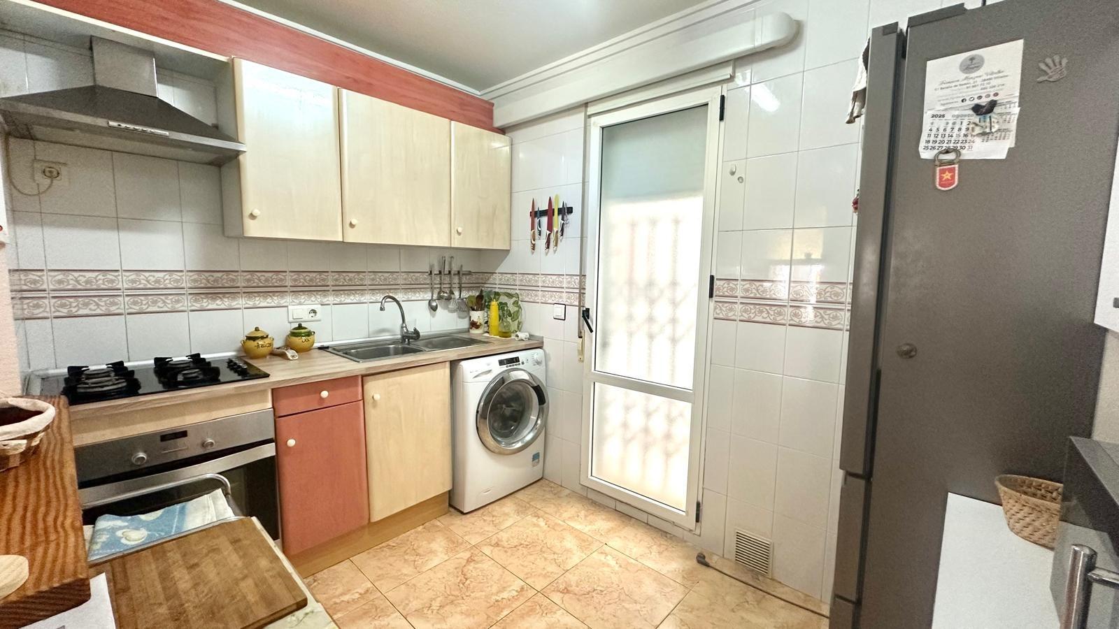 2 Bed, 1 Bath, HouseFor Sale, Torrevieja, Alicante