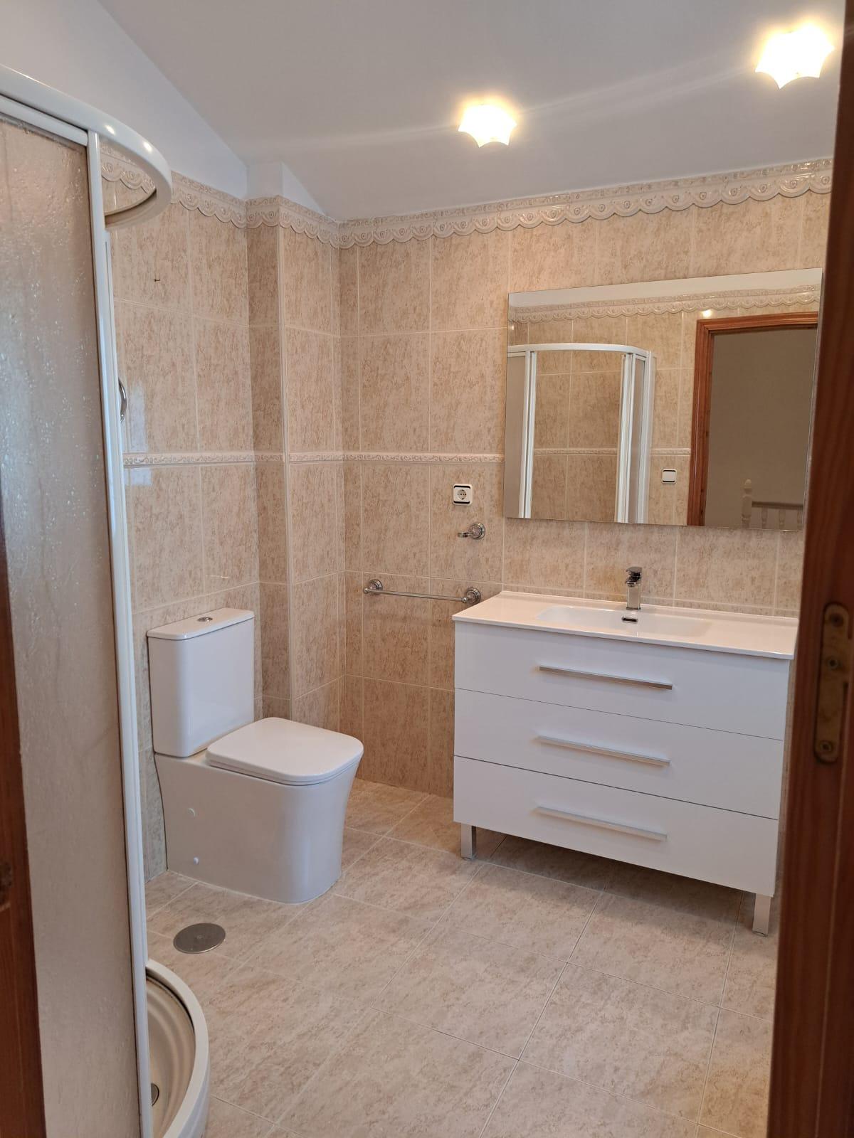 5 Bed, 3 Bath, HouseFor Sale, Orihuela, Alicante