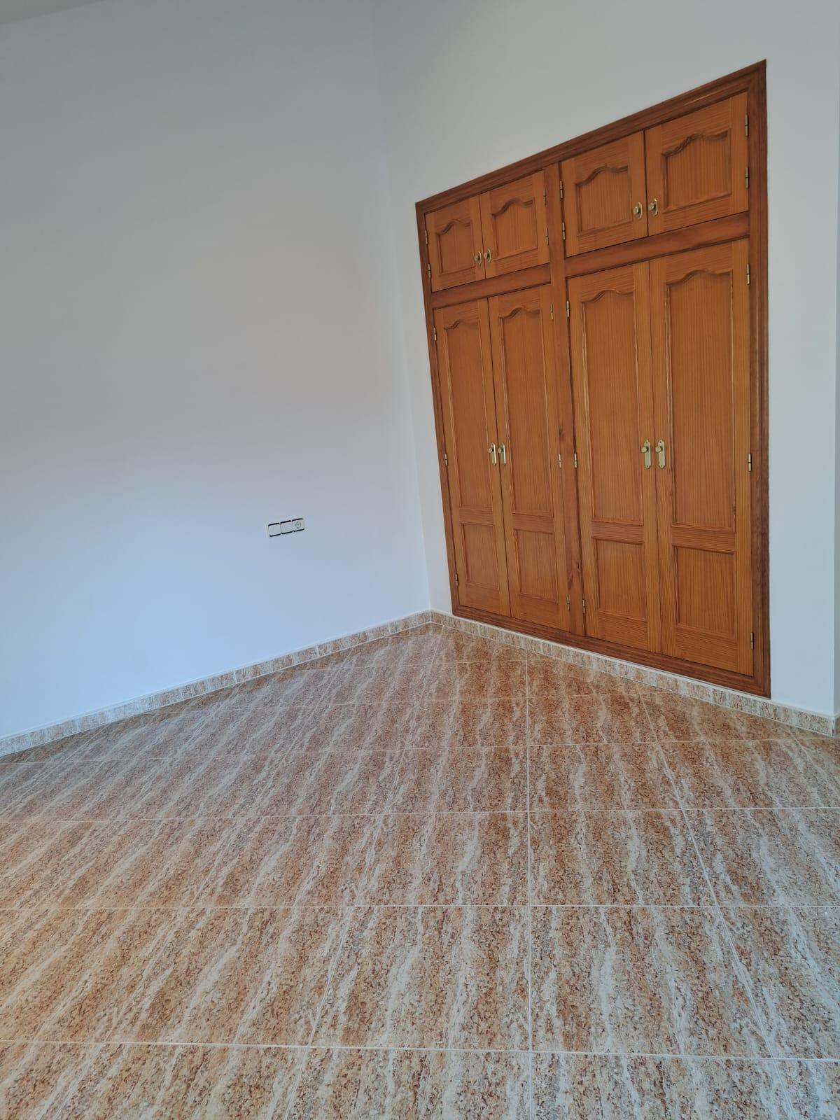 5 Bed, 3 Bath, HouseFor Sale, Orihuela, Alicante