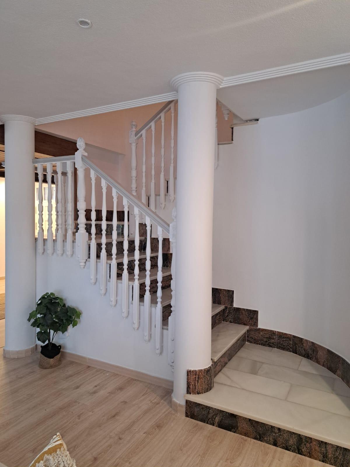 5 Bed, 3 Bath, HouseFor Sale, Orihuela, Alicante