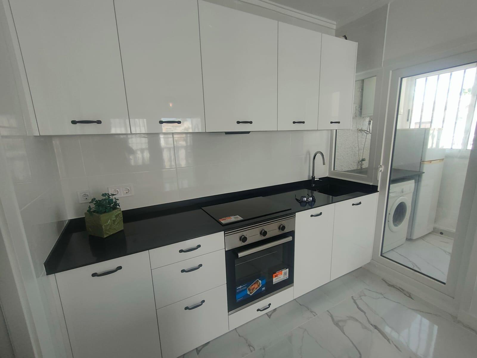 1 Bed, 1 Bath, HouseFor Sale, Torrevieja, Alicante