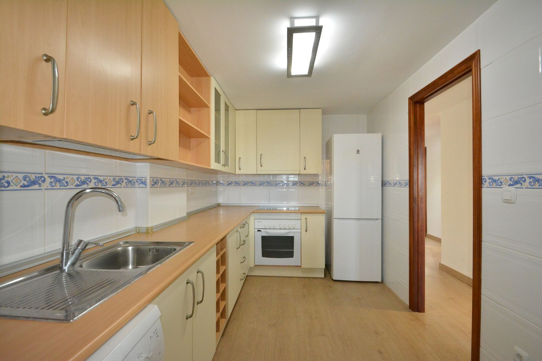 3 Bed, 2 Bath, ApartmentFor Sale, Guardamar Del Segura, Alicante