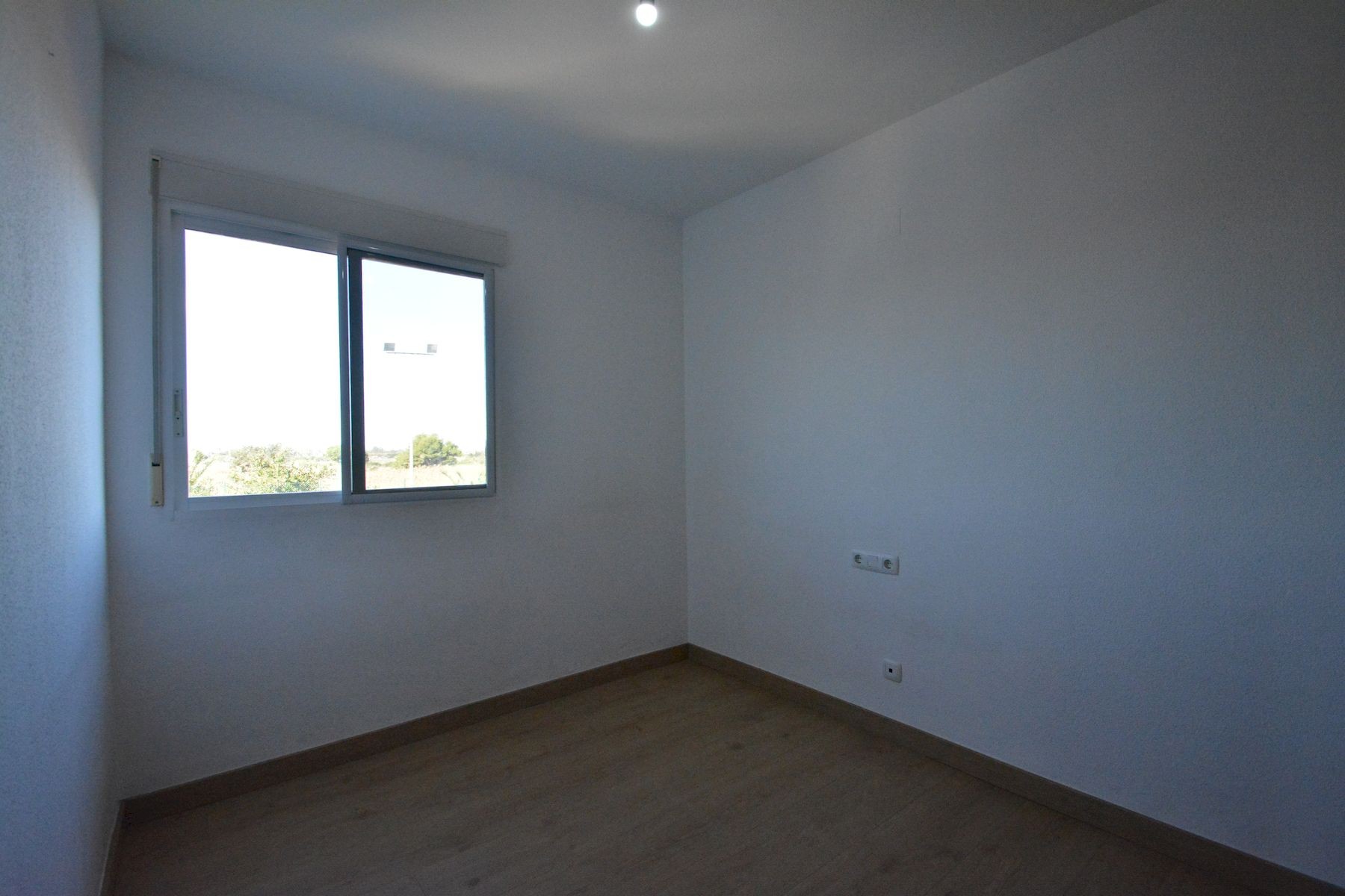 3 Bed, 2 Bath, ApartmentFor Sale, Guardamar Del Segura, Alicante