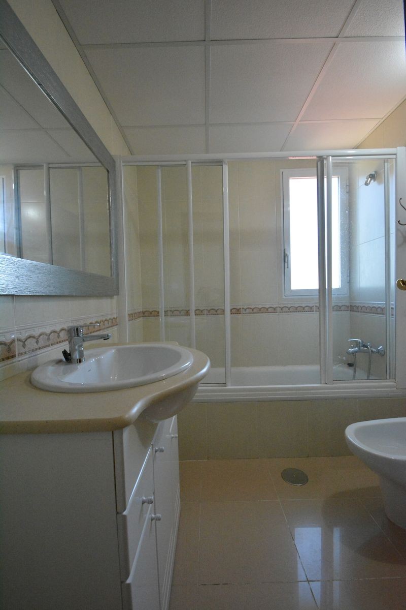 3 Bed, 2 Bath, ApartmentFor Sale, Guardamar Del Segura, Alicante