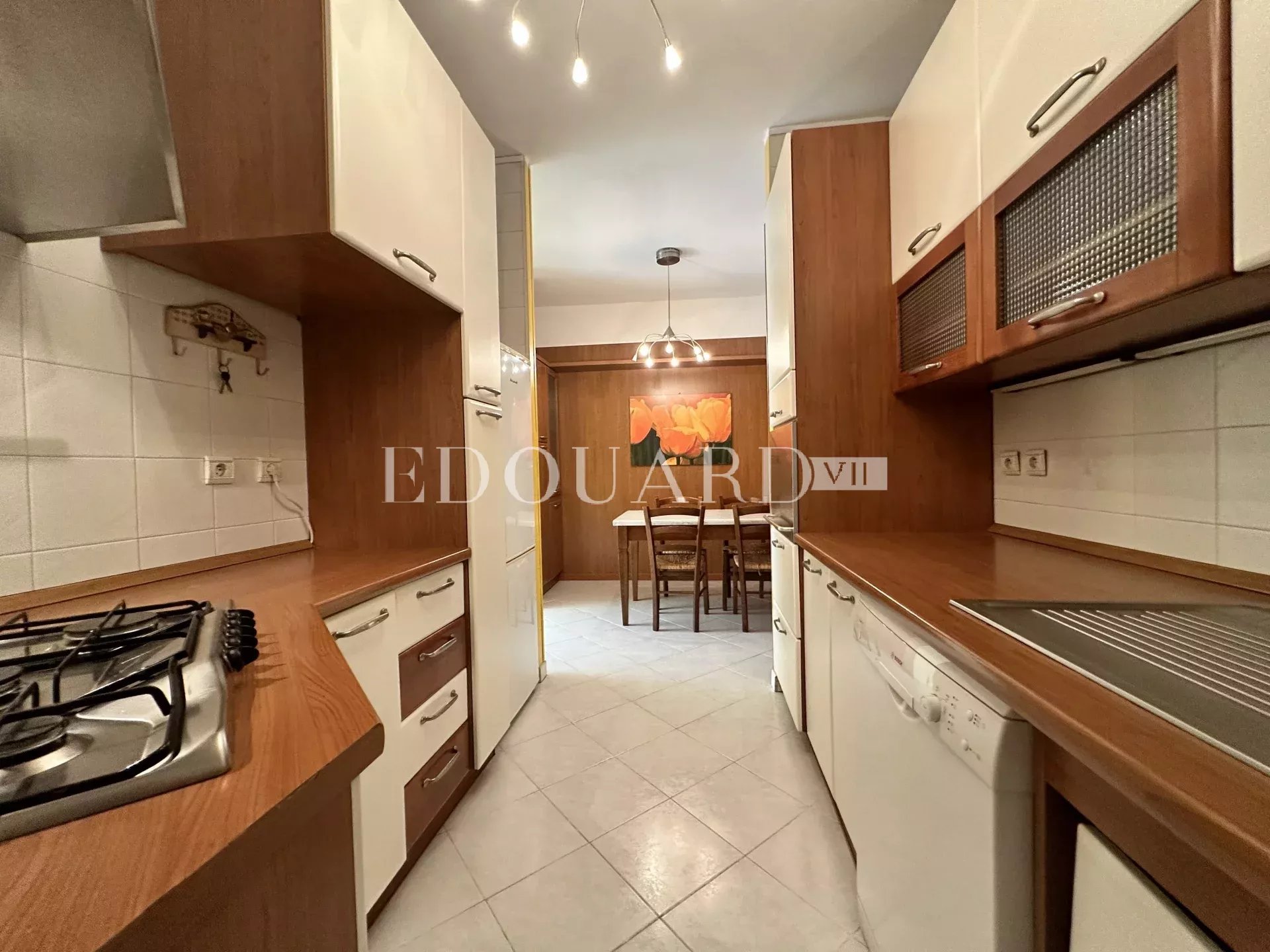 3 Bed, 1 Bath, ApartmentFor Sale, Menton, Alpes-Maritimes