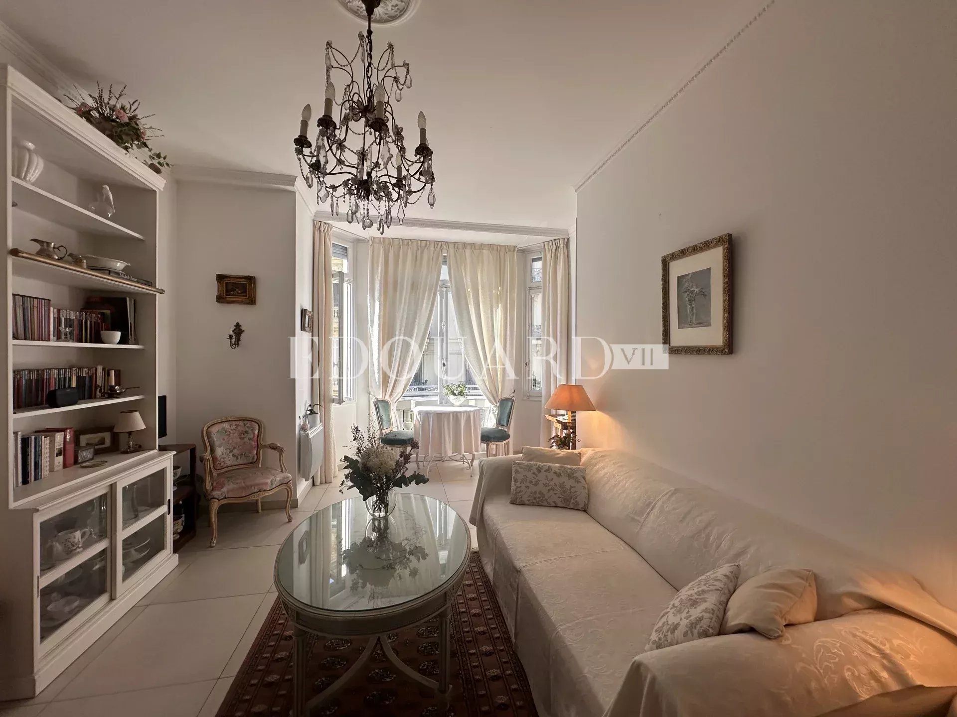 3 Bed, 1 Bath, ApartmentFor Sale, Menton, Alpes-Maritimes