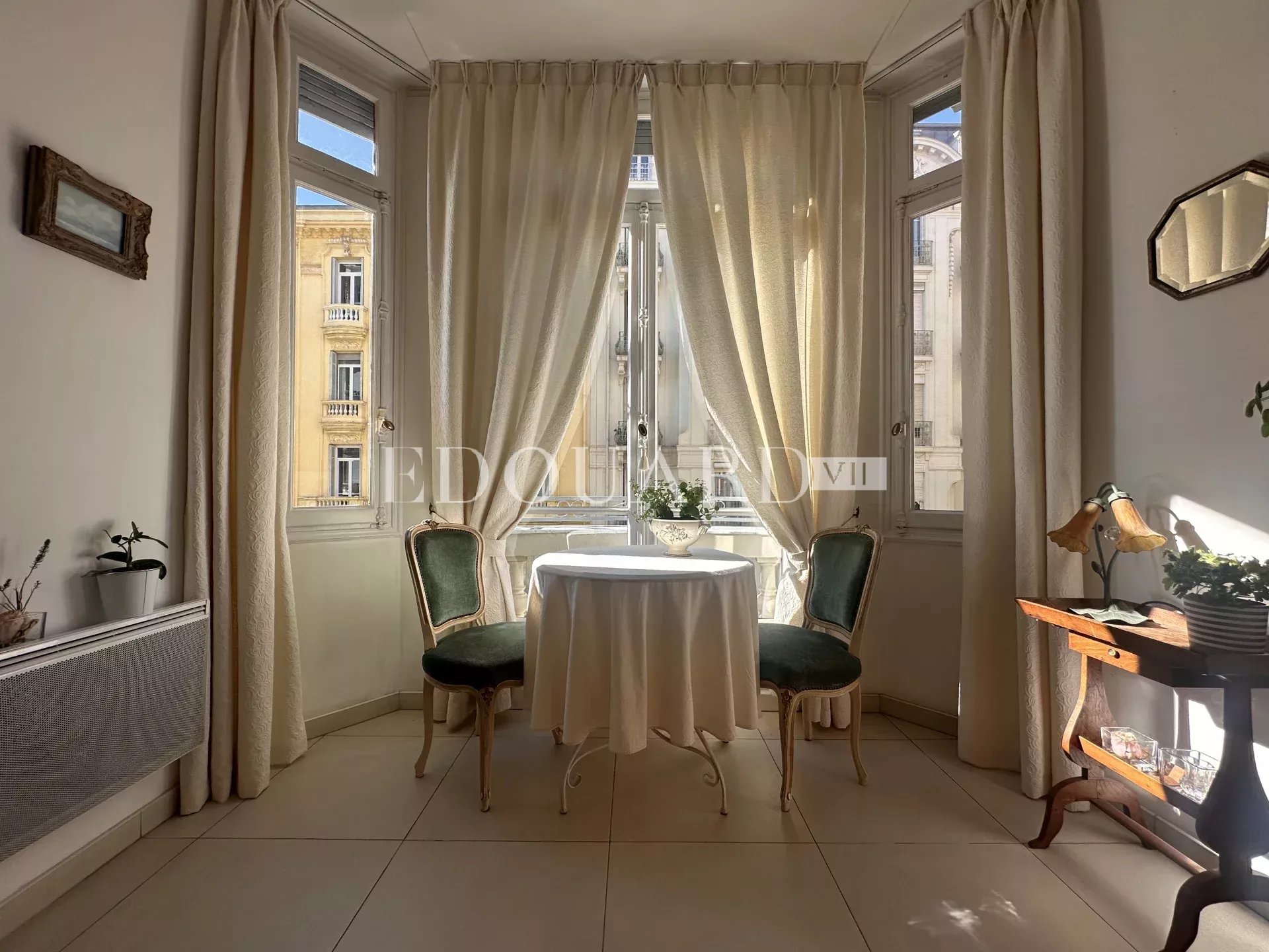 3 Bed, 1 Bath, ApartmentFor Sale, Menton, Alpes-Maritimes