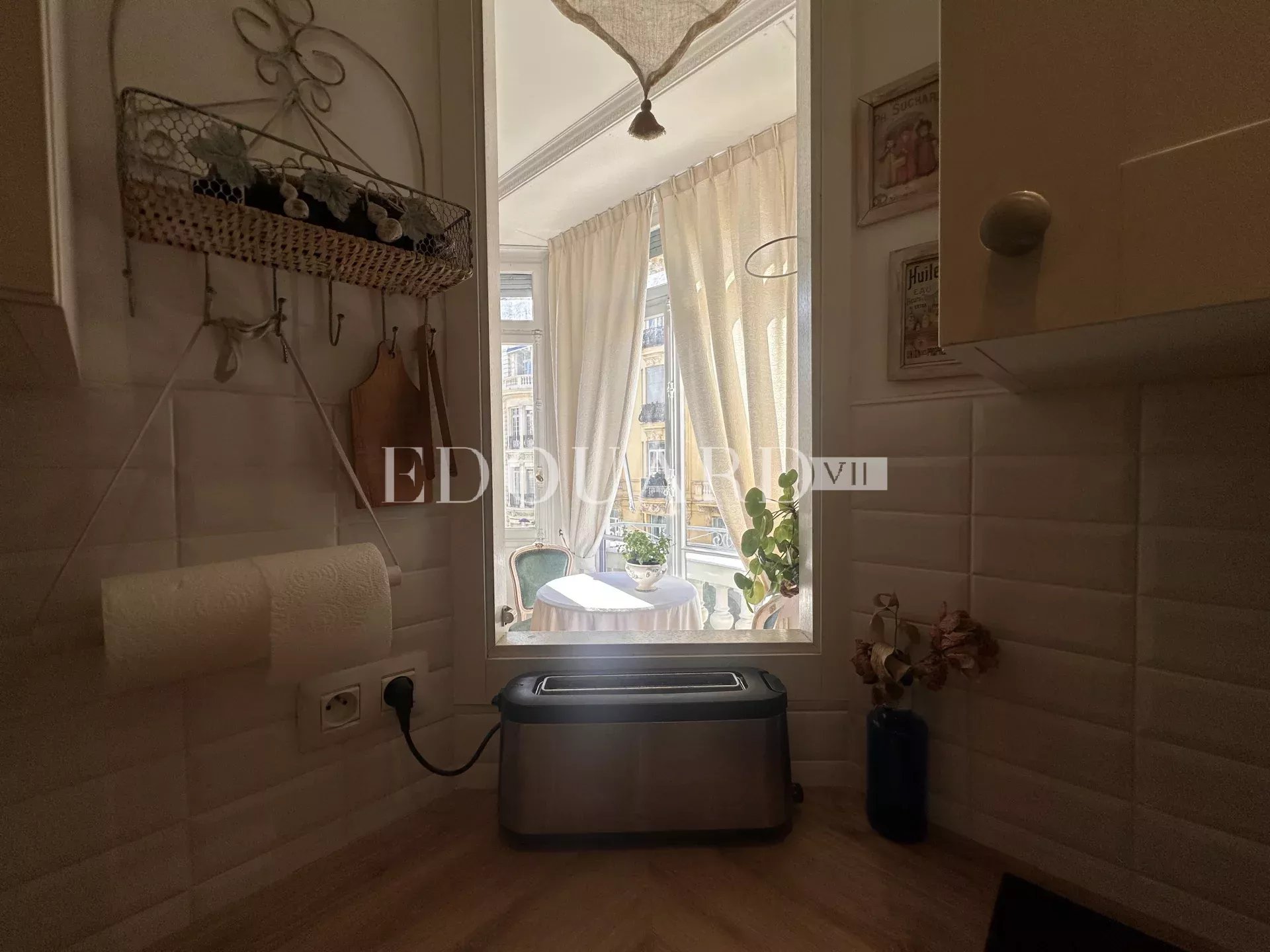 3 Bed, 1 Bath, ApartmentFor Sale, Menton, Alpes-Maritimes