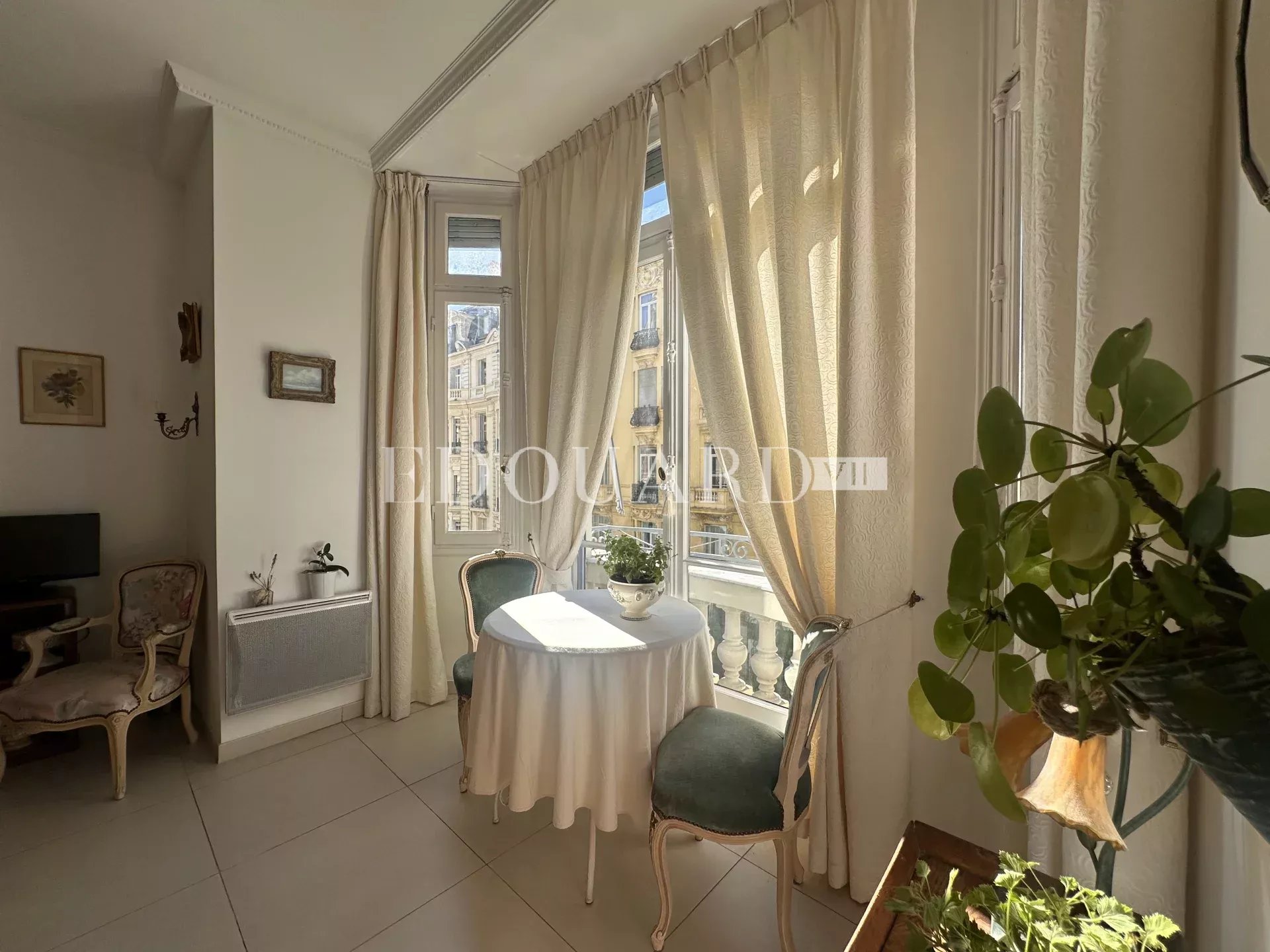 3 Bed, 1 Bath, ApartmentFor Sale, Menton, Alpes-Maritimes