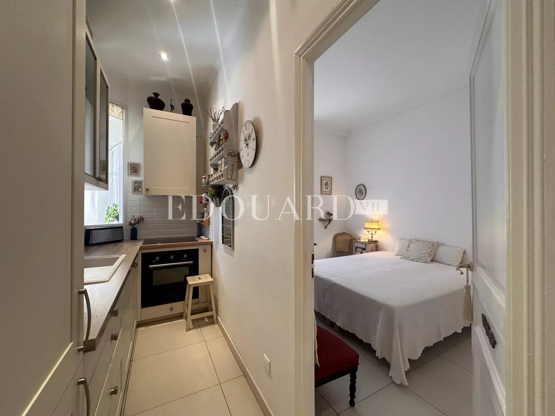 3 Bed, 1 Bath, ApartmentFor Sale, Menton, Alpes-Maritimes