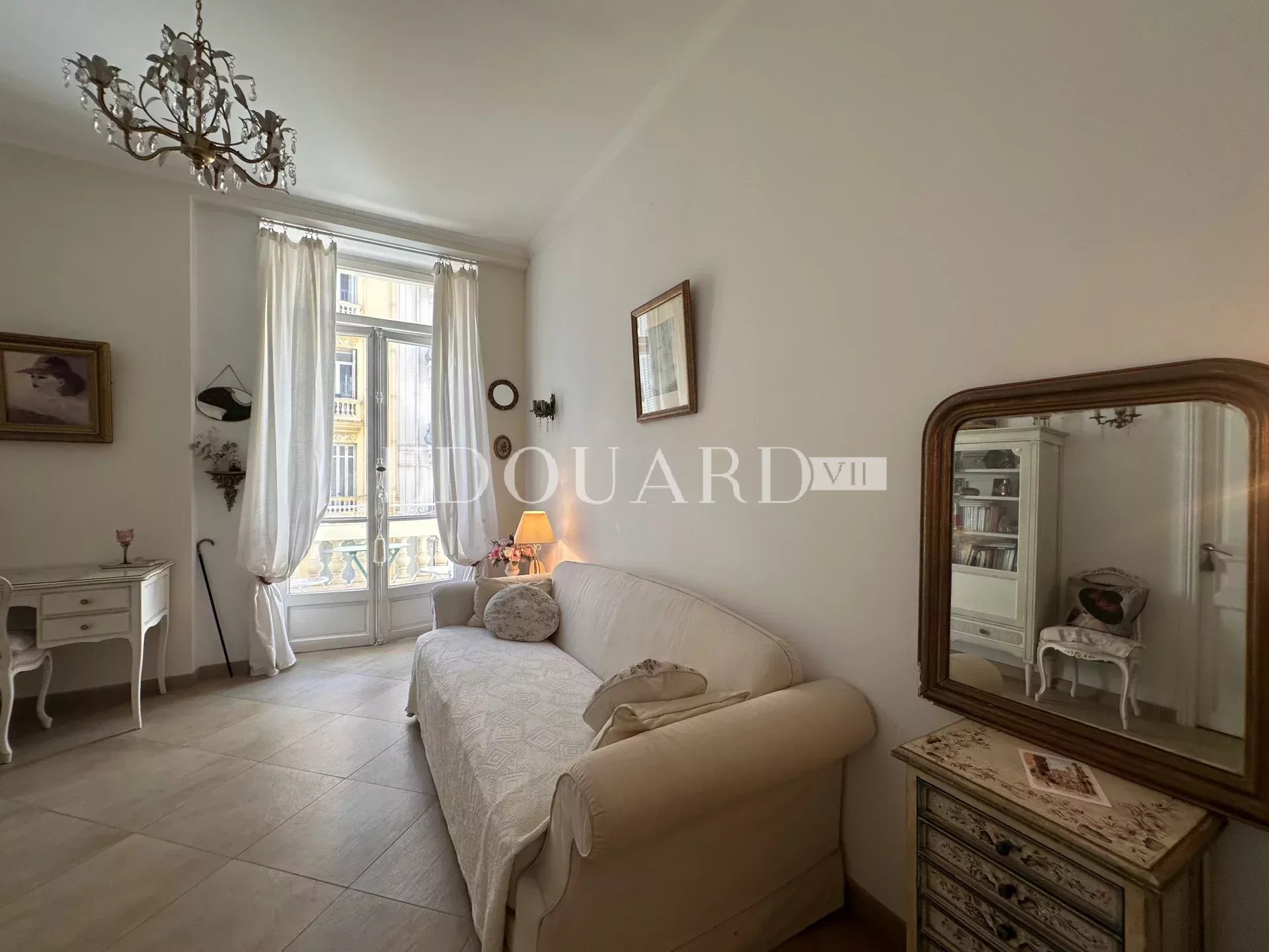 3 Bed, 1 Bath, ApartmentFor Sale, Menton, Alpes-Maritimes