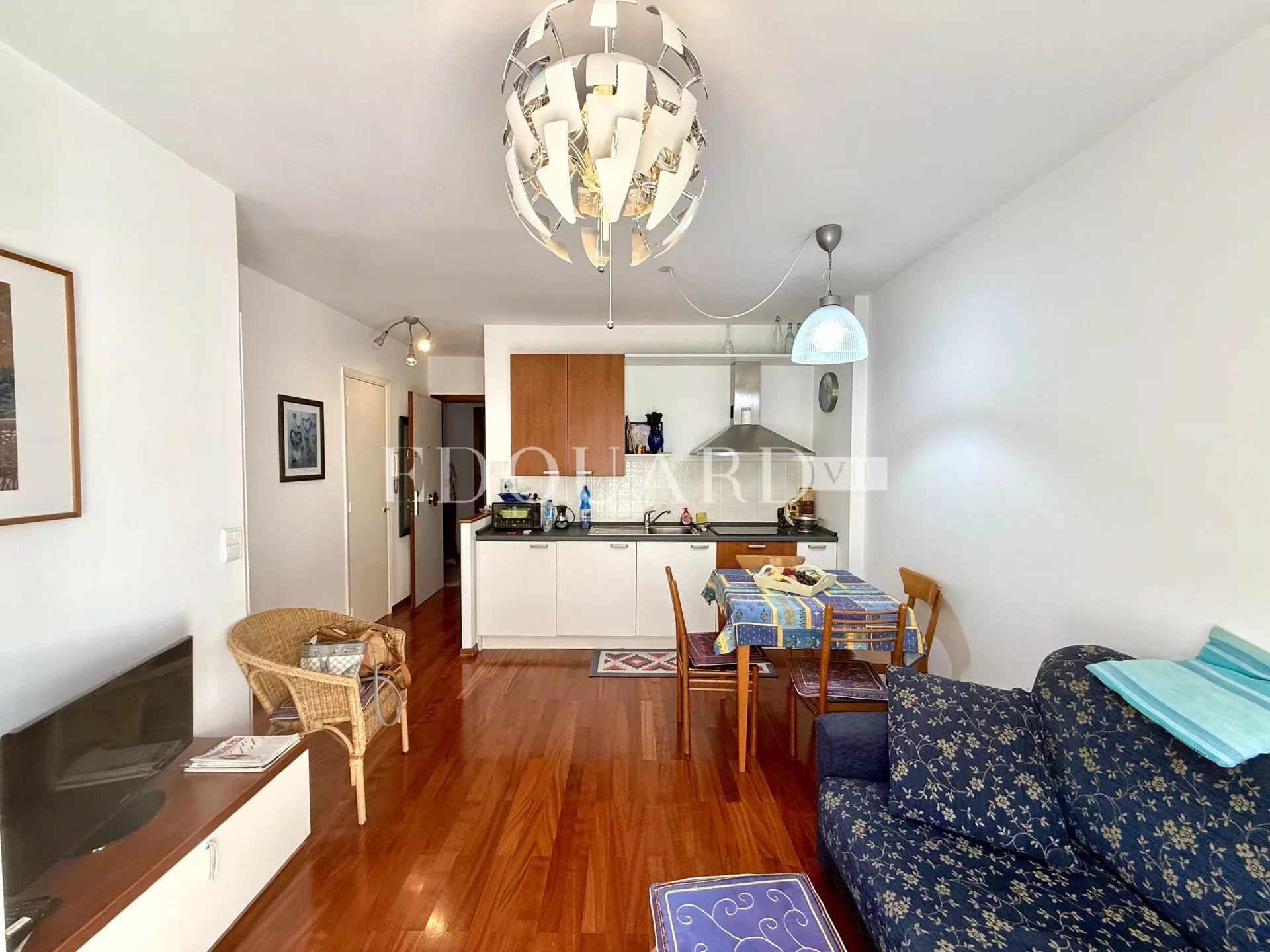 1 Bed, 1 Bath, ApartmentFor Sale, Menton, Alpes-Maritimes