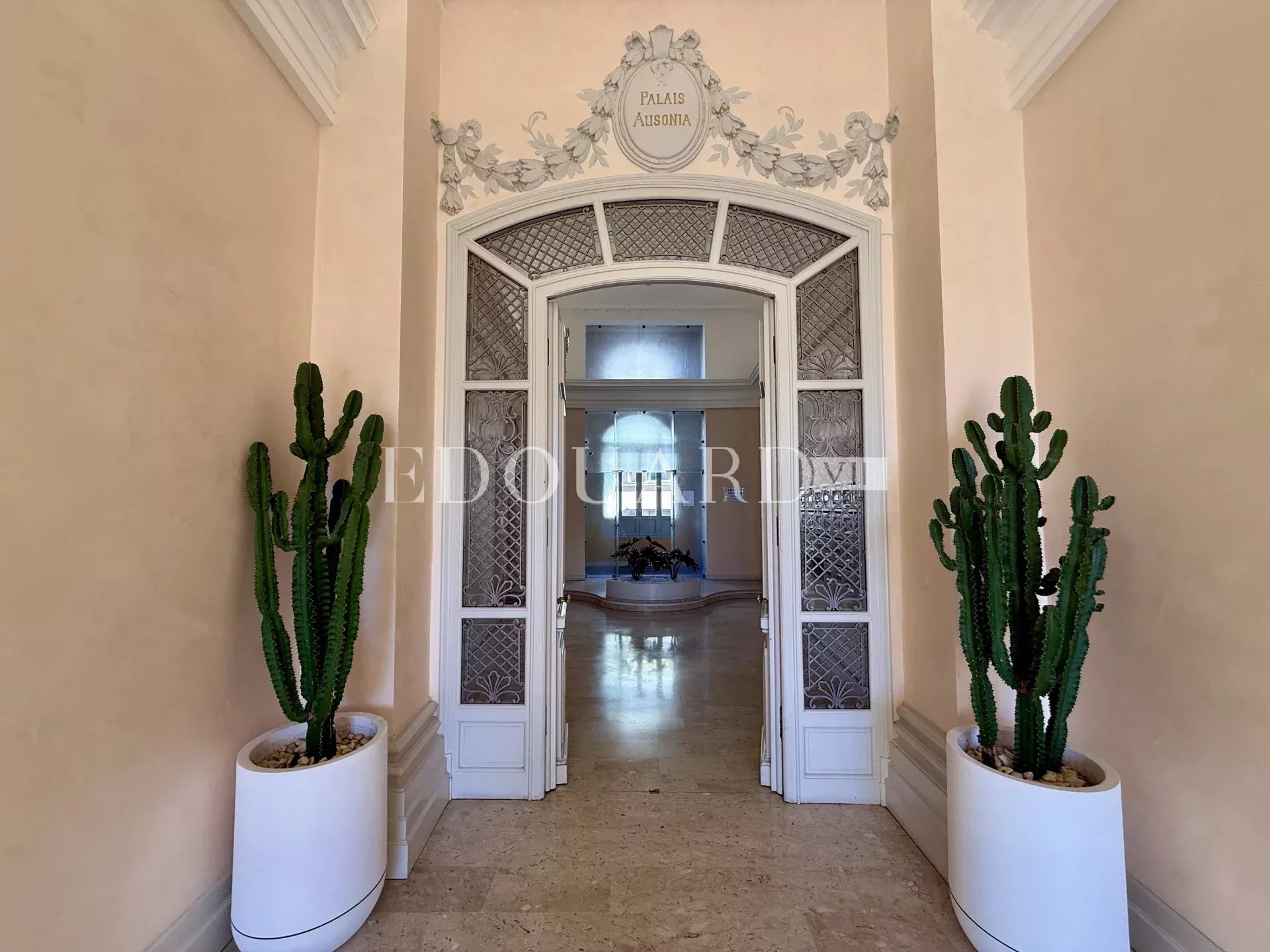 2 Bed, 1 Bath, ApartmentFor Sale, Menton, Alpes-Maritimes