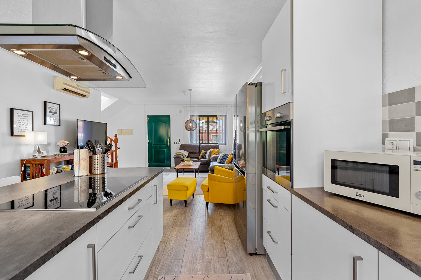 4 Bed, 3 Bath, HouseFor Sale, Algorfa, Alicante