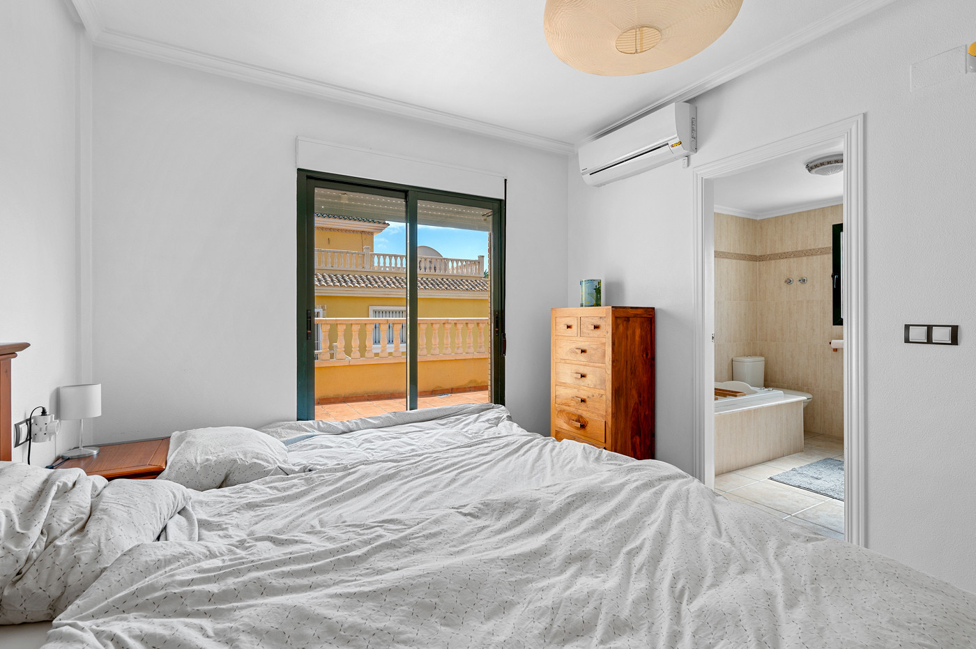 4 Bed, 3 Bath, HouseFor Sale, Algorfa, Alicante