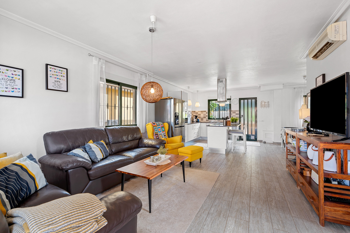 4 Bed, 3 Bath, HouseFor Sale, Algorfa, Alicante