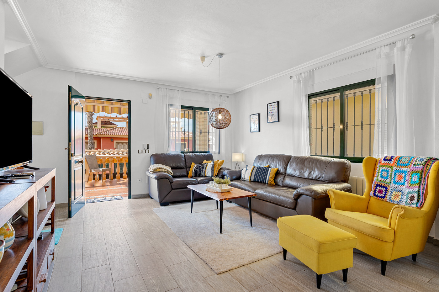 4 Bed, 3 Bath, HouseFor Sale, Algorfa, Alicante