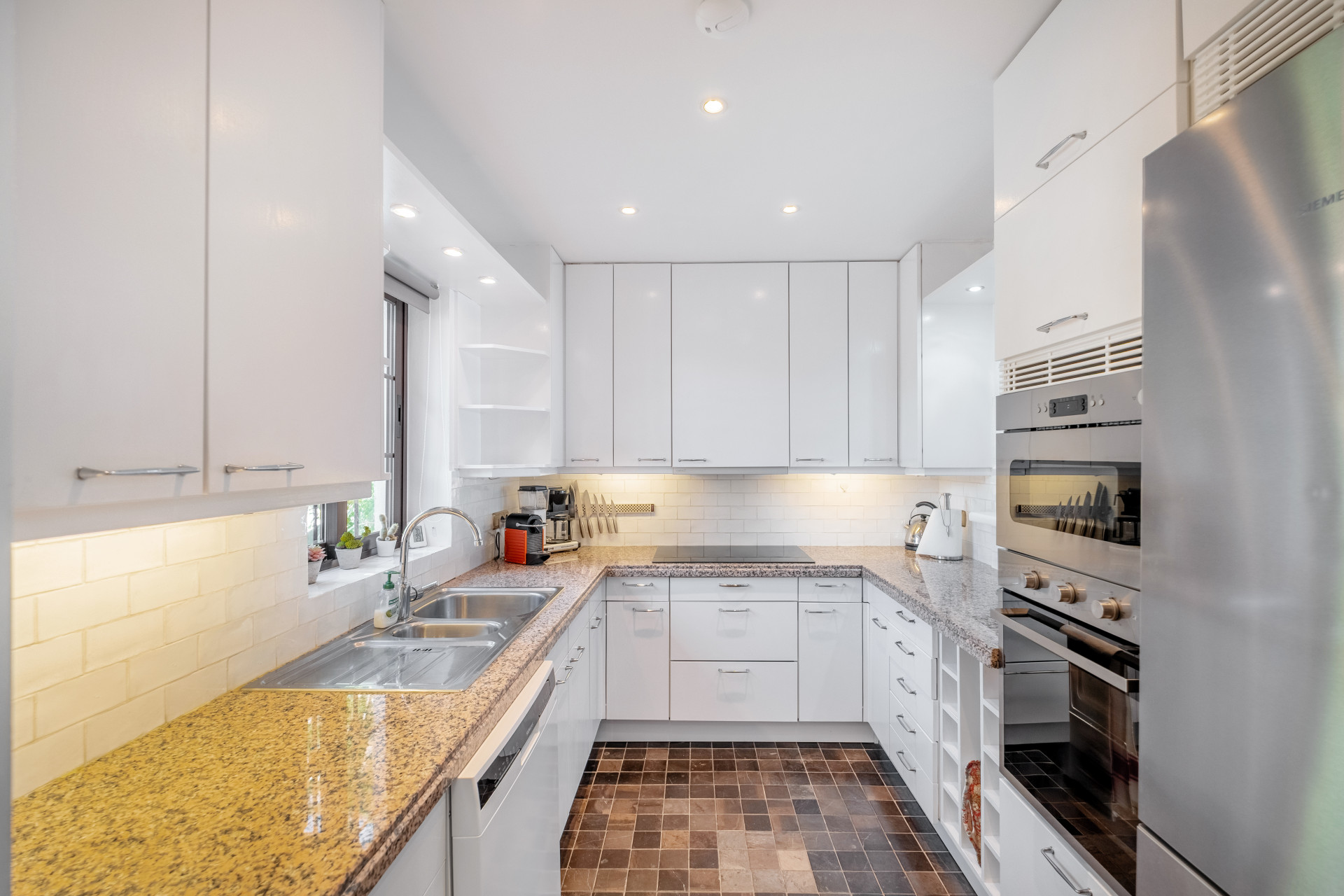 3 Bed, 3 Bath, HouseFor Sale, Benahavis, Malaga