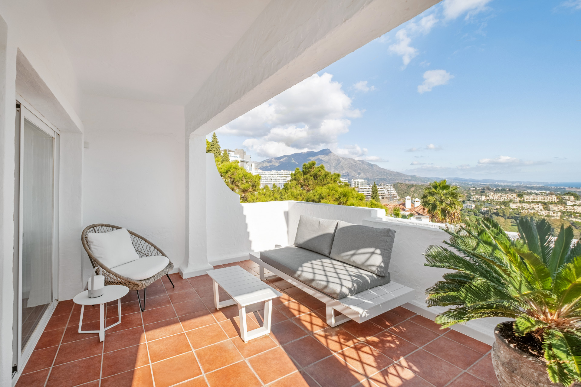 3 Bed, 3 Bath, HouseFor Sale, Benahavis, Malaga