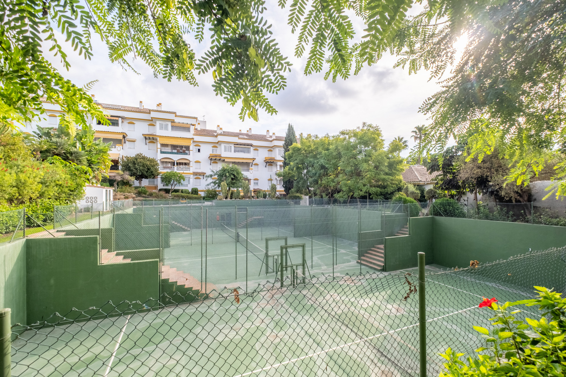 4 Bed, 3 Bath, ApartmentFor Sale, Marbella, Malaga