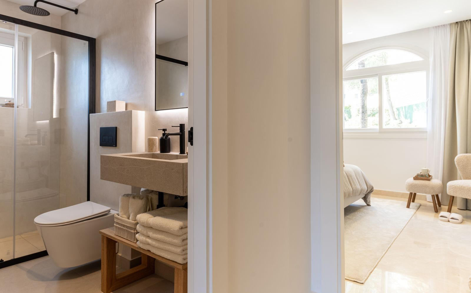 4 Bed, 4 Bath, ApartmentFor Sale, Marbella, Malaga