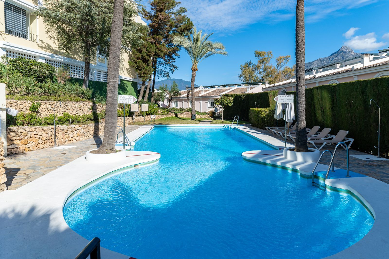 4 Bed, 4 Bath, ApartmentFor Sale, Marbella, Malaga