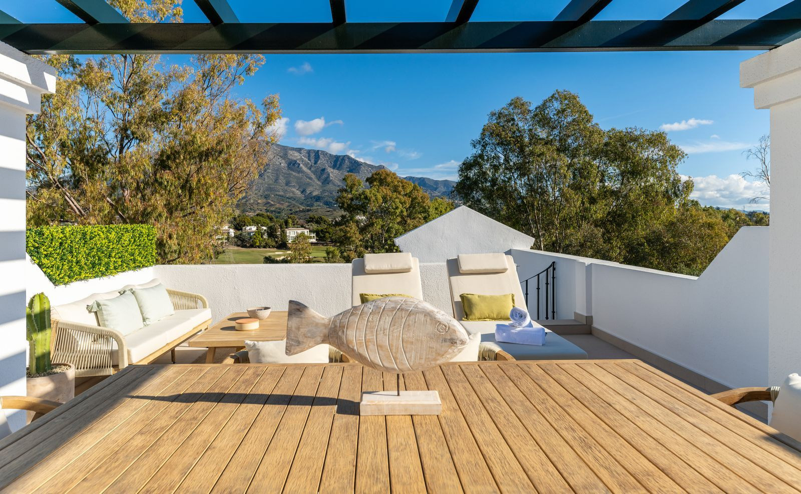 4 Bed, 4 Bath, ApartmentFor Sale, Marbella, Malaga