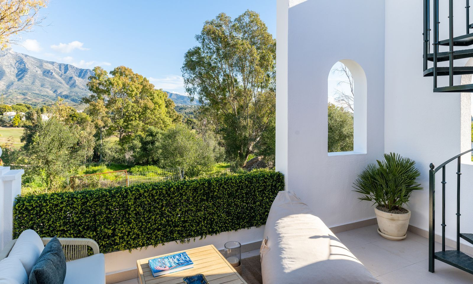 4 Bed, 4 Bath, ApartmentFor Sale, Marbella, Malaga