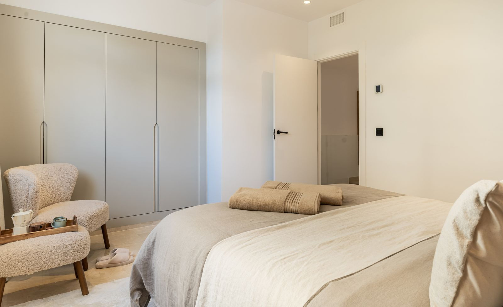 4 Bed, 4 Bath, ApartmentFor Sale, Marbella, Malaga