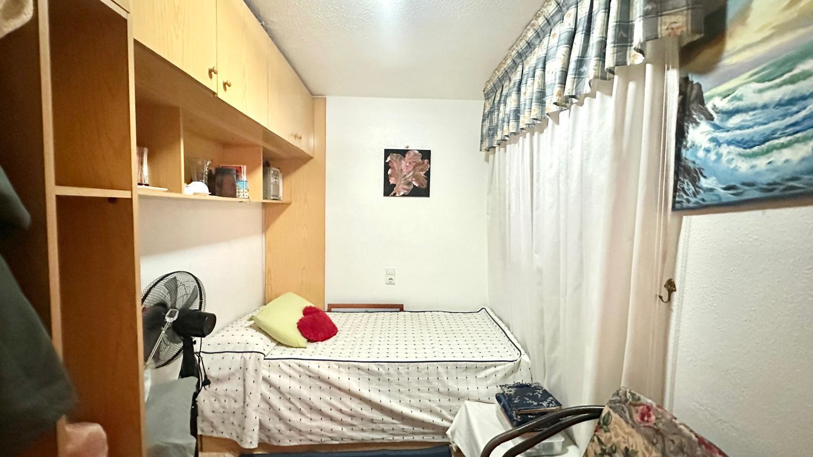 2 Bed, 1 Bath, ApartmentFor Sale, Torrevieja, Alicante