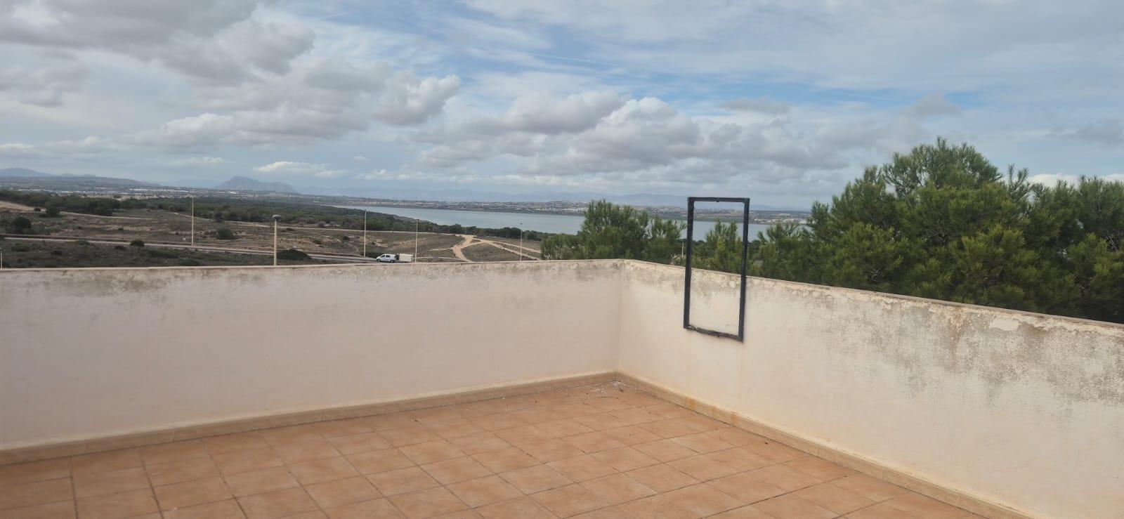2 Bed, 1 Bath, ApartmentFor Sale, Torrevieja, Alicante