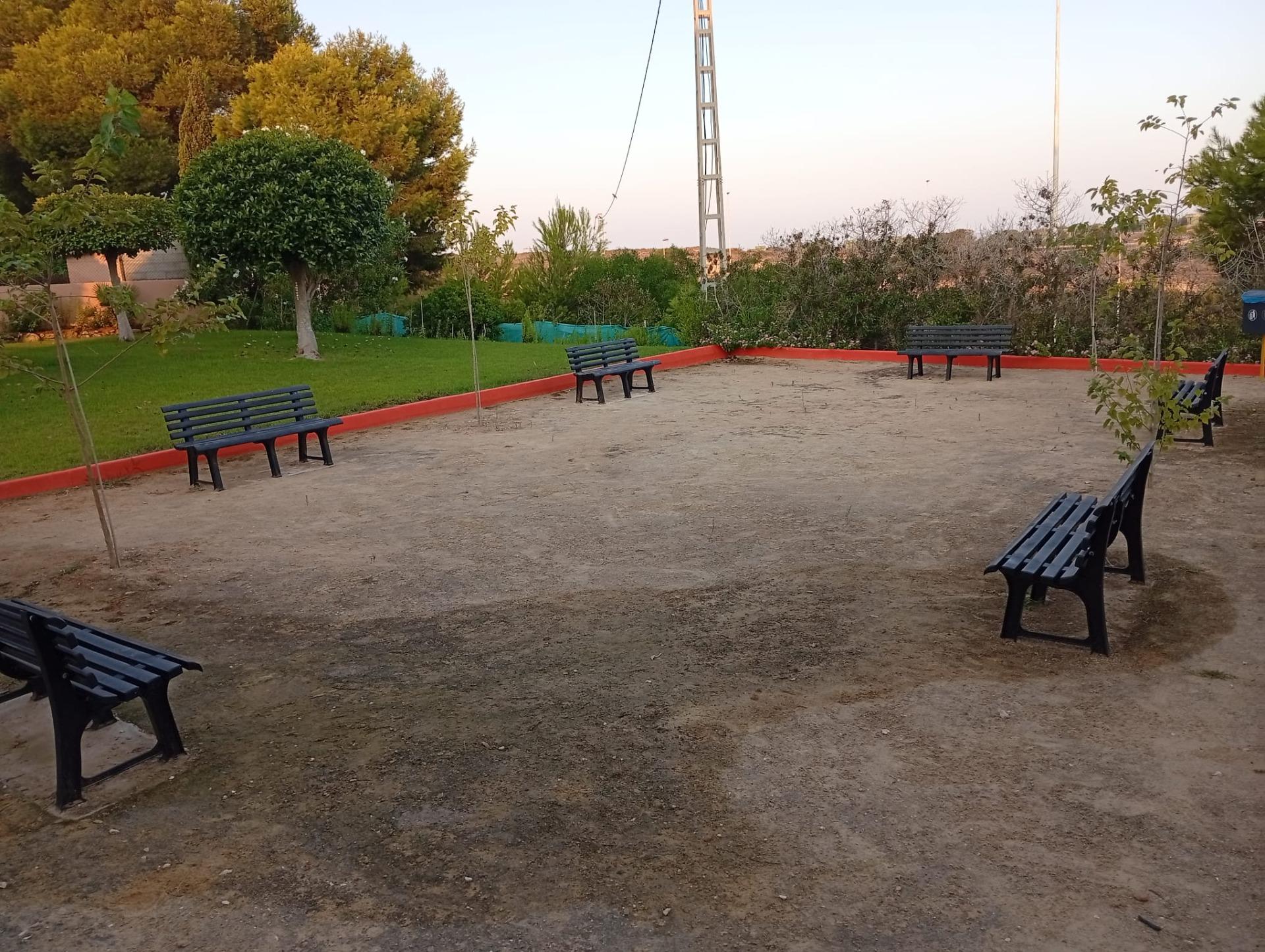 2 Bed, 1 Bath, ApartmentFor Sale, Torrevieja, Alicante