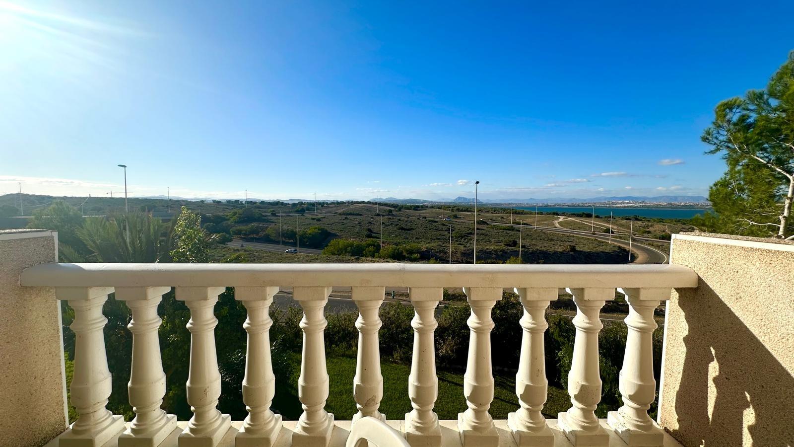 2 Bed, 1 Bath, ApartmentFor Sale, Torrevieja, Alicante