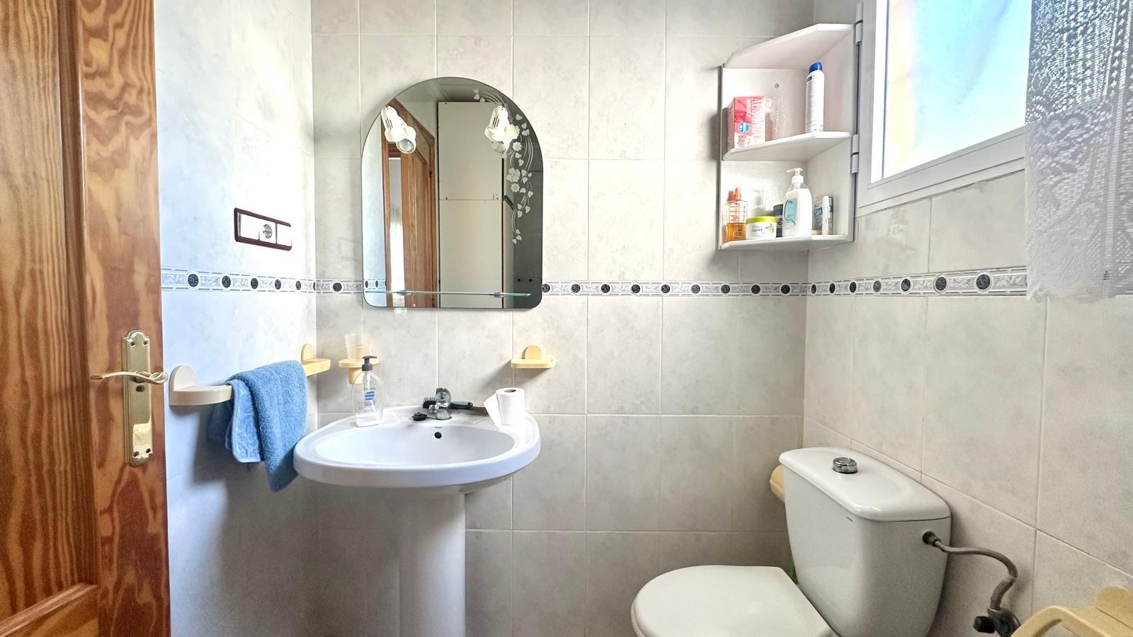 2 Bed, 1 Bath, ApartmentFor Sale, Torrevieja, Alicante