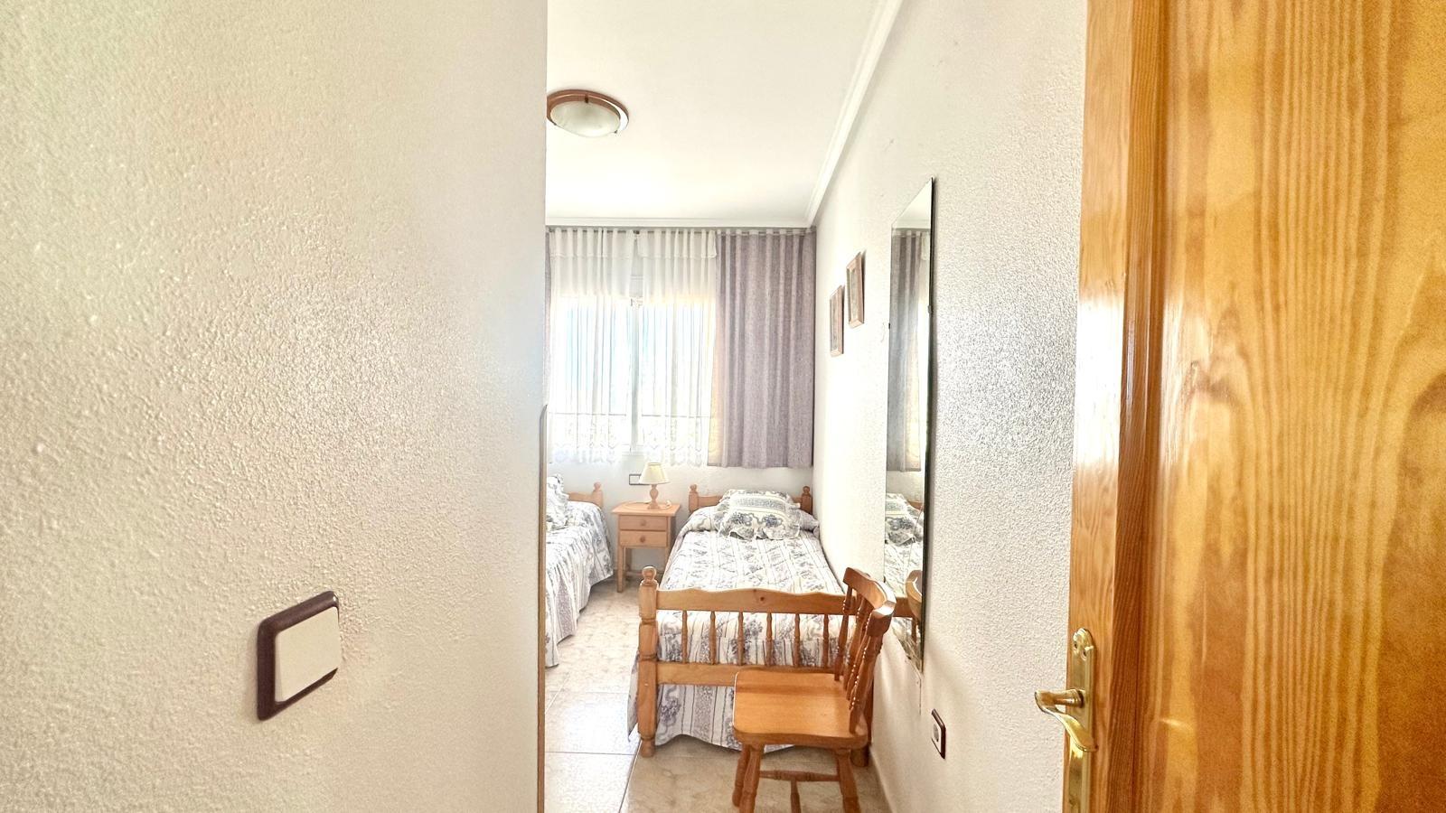 2 Bed, 1 Bath, ApartmentFor Sale, Torrevieja, Alicante