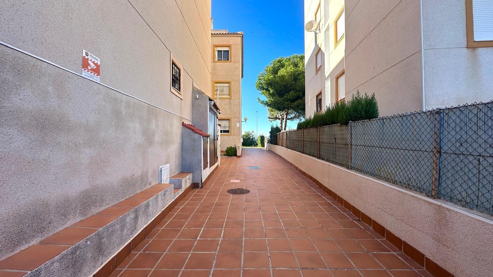 2 Bed, 1 Bath, ApartmentFor Sale, Torrevieja, Alicante