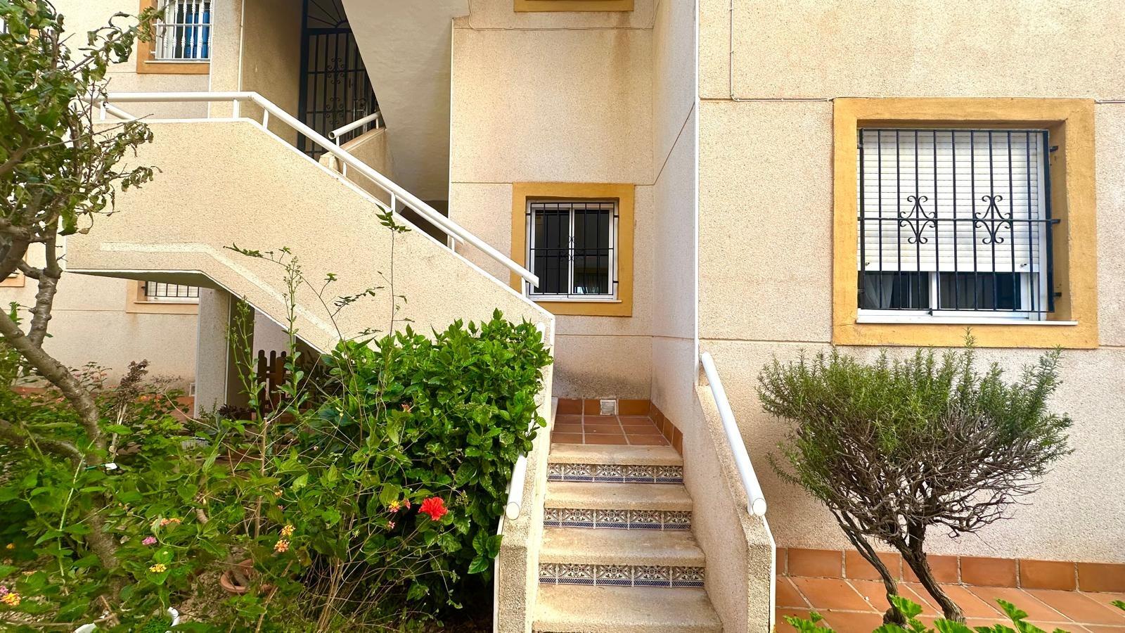 2 Bed, 1 Bath, ApartmentFor Sale, Torrevieja, Alicante