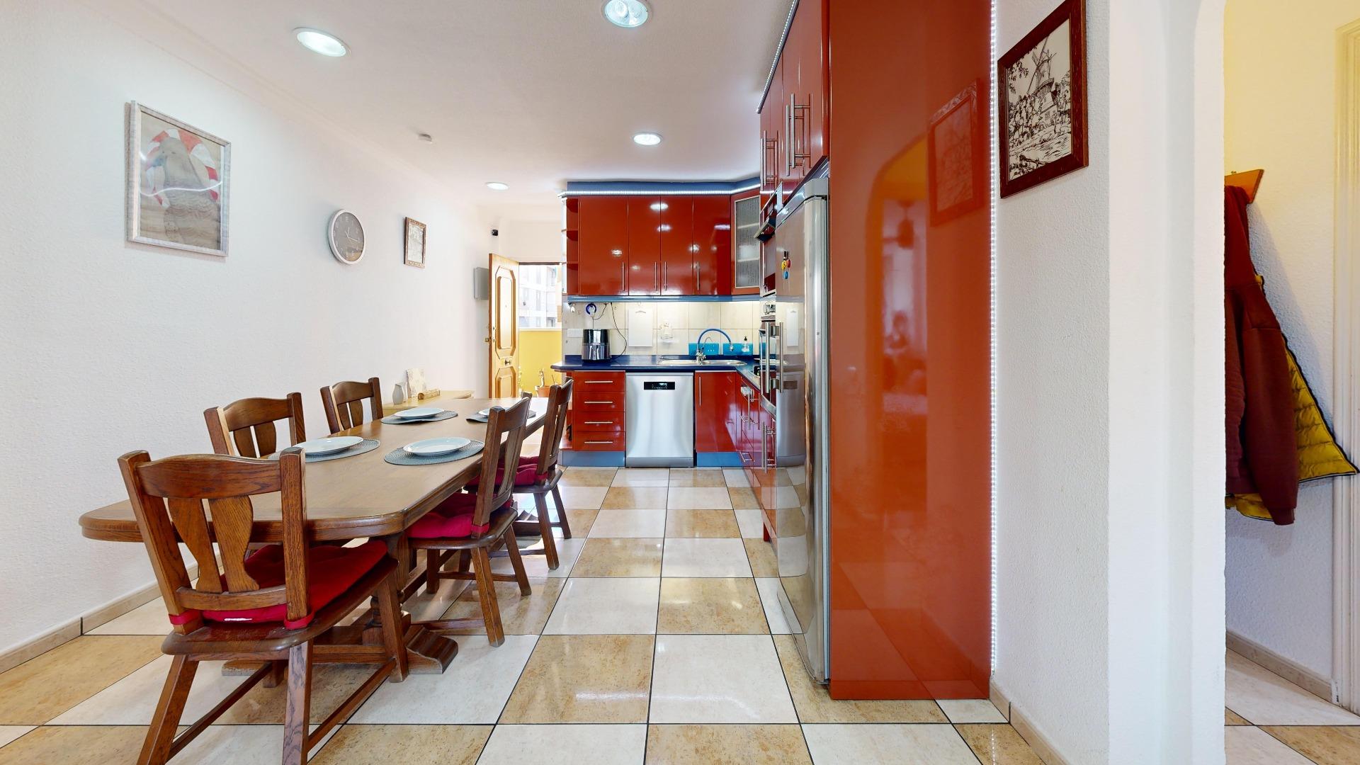 2 Bed, 1 Bath, ApartmentFor Sale, Torrevieja, Alicante