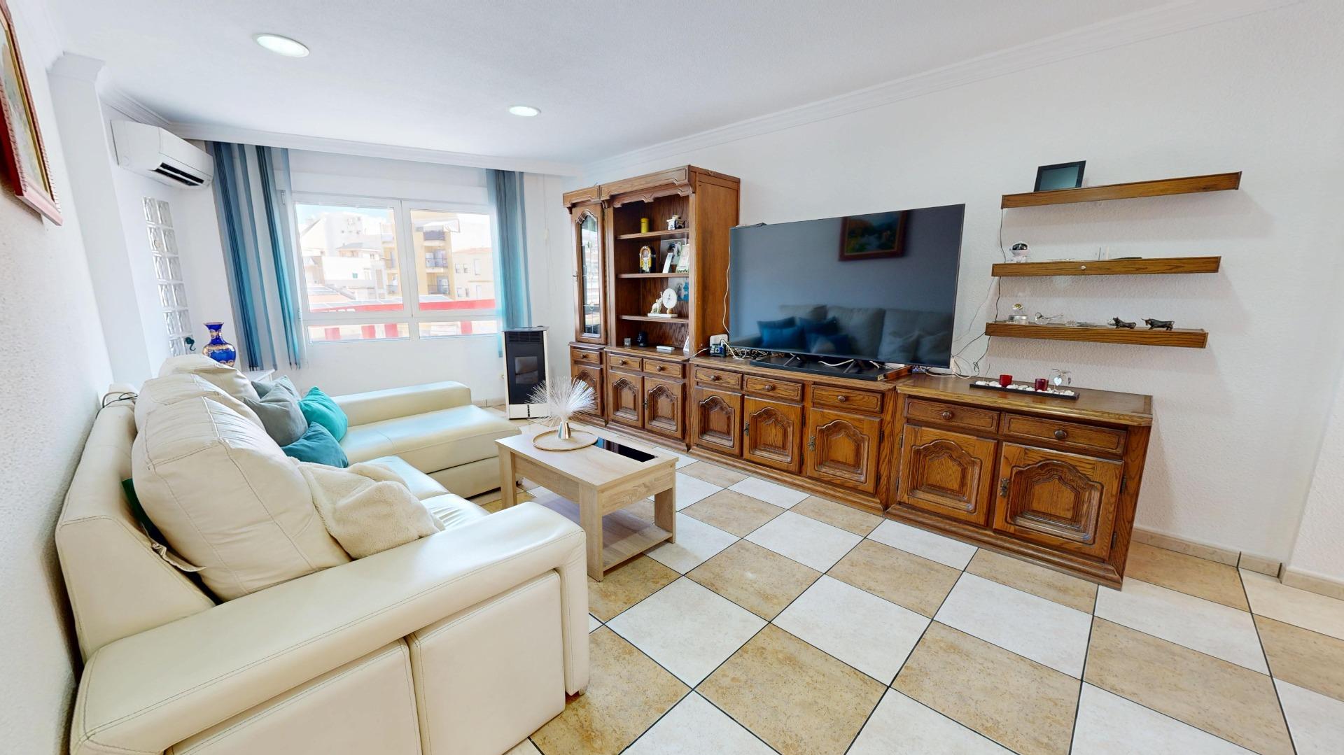 2 Bed, 1 Bath, ApartmentFor Sale, Torrevieja, Alicante