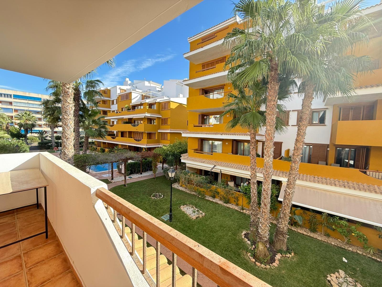 2 Bed, 2 Bath, ApartmentFor Sale, Torrevieja, Alicante