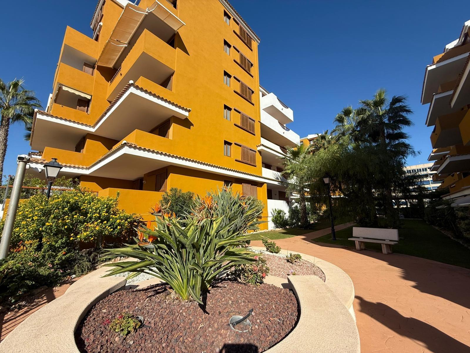 2 Bed, 2 Bath, ApartmentFor Sale, Torrevieja, Alicante